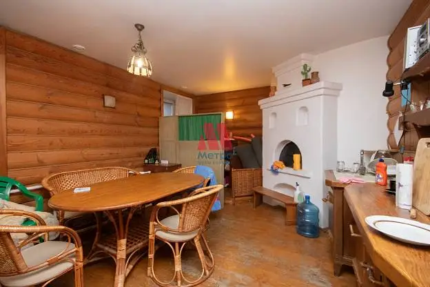Производственное помещение, 1 400 м²