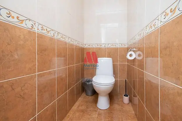 Производственное помещение, 1 400 м²