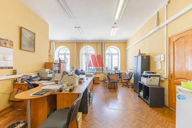 Свободного назначения, 241,6 м²