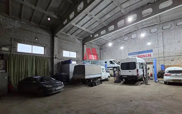 Производственное помещение, 1 400 м²