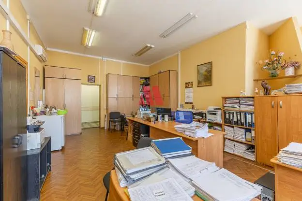 Свободного назначения, 241,6 м²