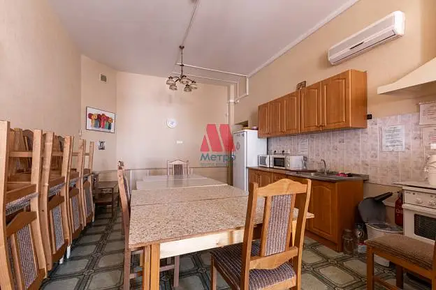 Свободного назначения, 241,6 м²